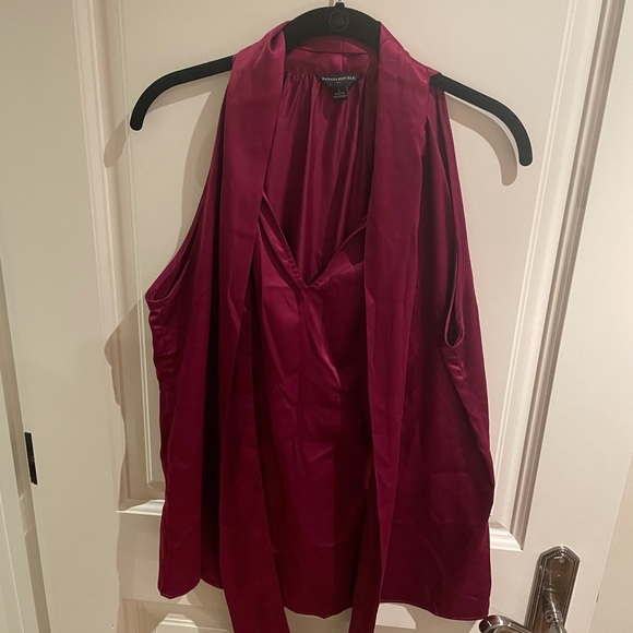 Banana Republic Raspberry Tie-Neck Shell Blouse - Picture 3 of 4